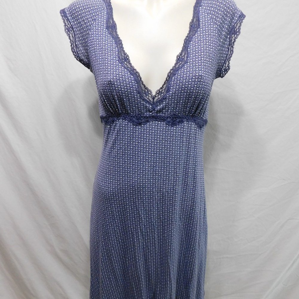 Rosapois Dress or Sleep Dress